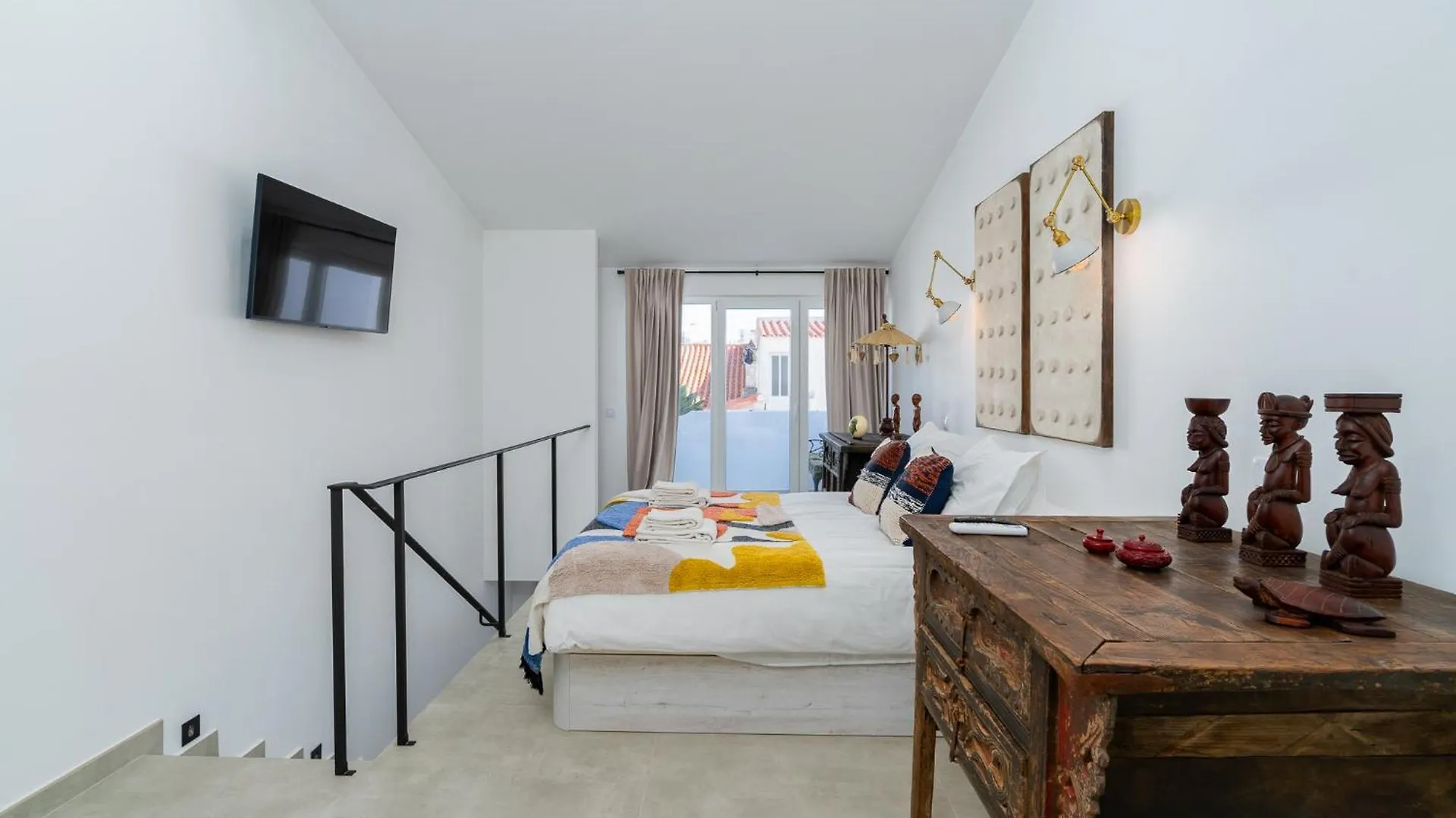 Casa Baco- Cozy House City Center Lagoa  0*, Lagoa (Algarve)