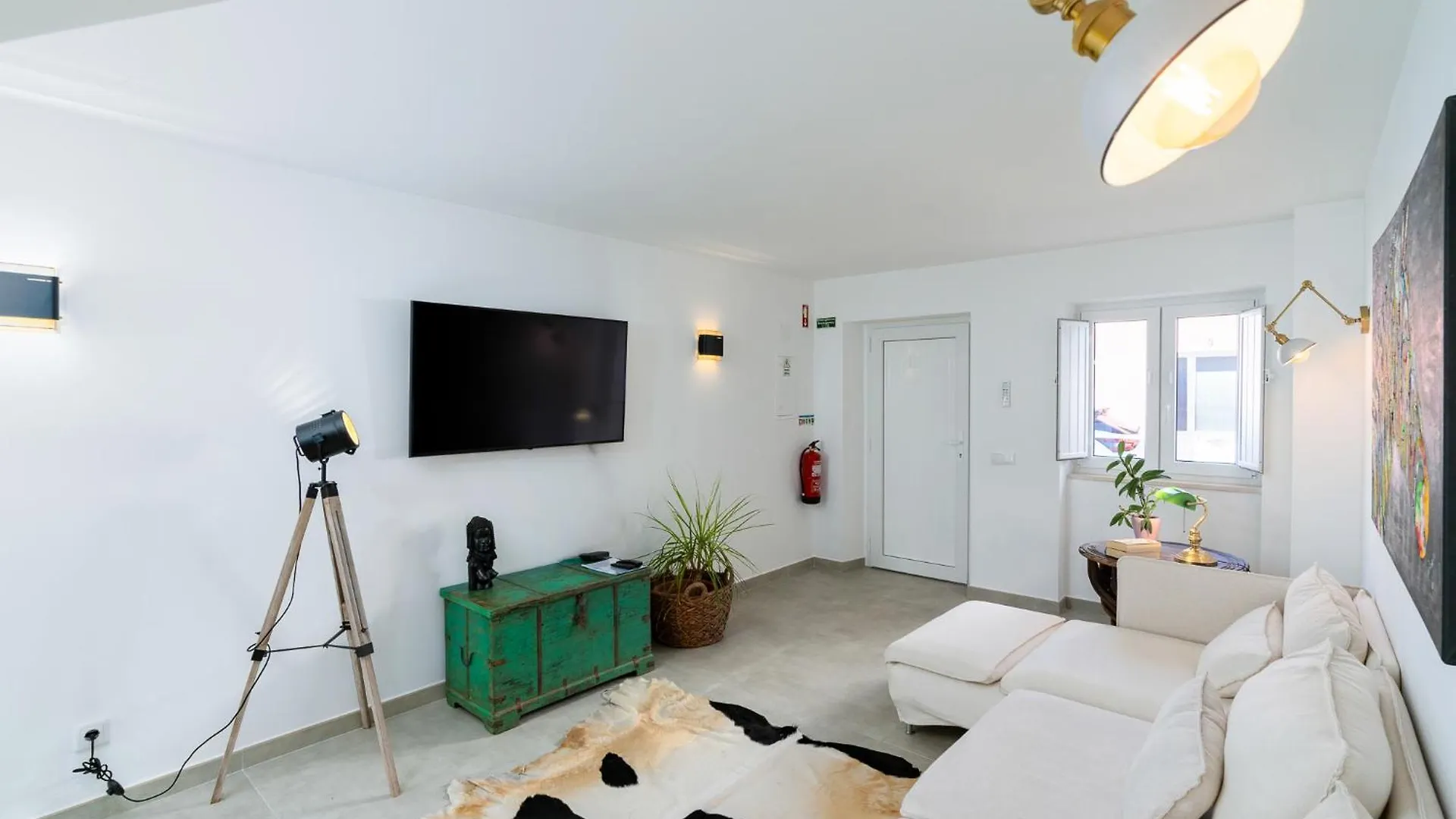 Casa Baco- Cozy House City Center Lagoa
