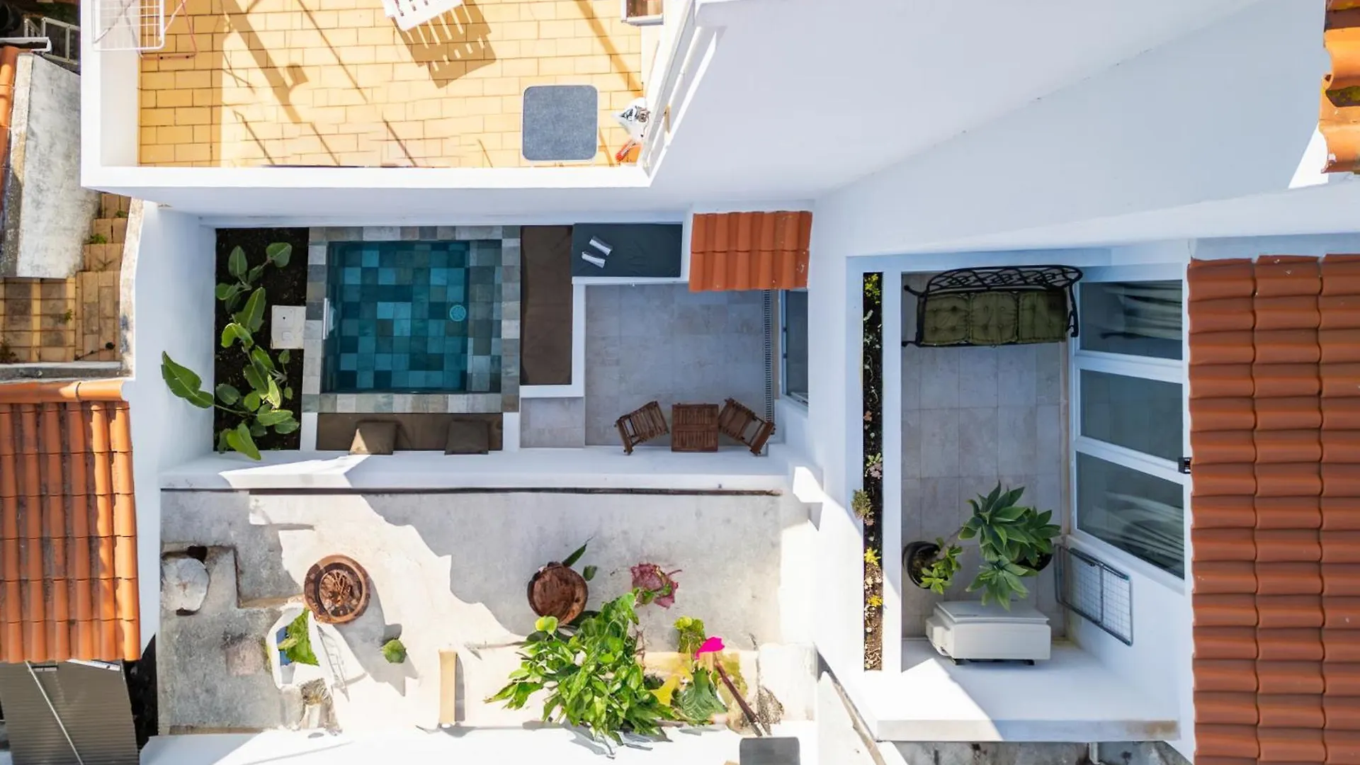 Casa Baco- Cozy House City Center Lagoa  Portugal